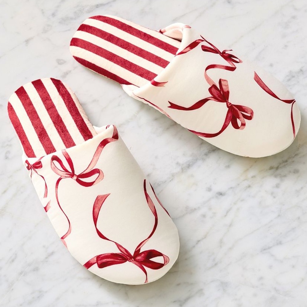 NWT Pottery Barn Monique Lhuillier Aubree Bow Slippers